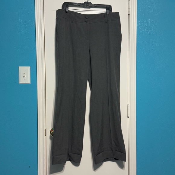Michael Michael Kors Milbrook fit Charcoal wide leg cuffed Mid rise Pants 12 GUC - Picture 11 of 14